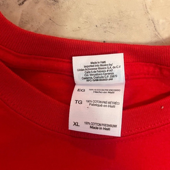 Wisconsin Badgers Gildan Bucky Band Tshirt XL Red - Picture 5 of 5